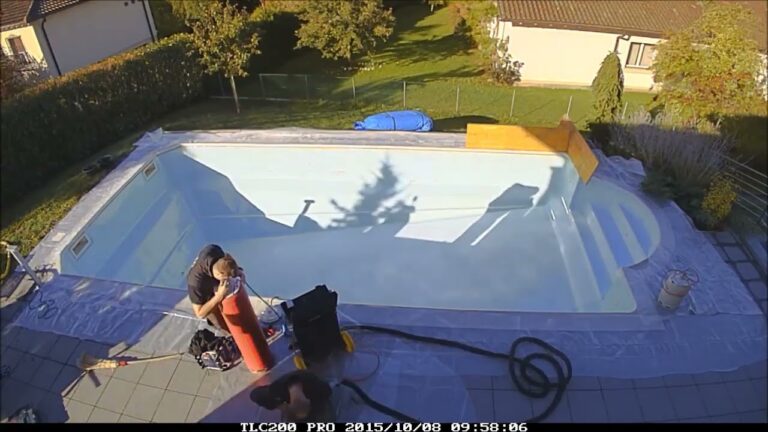Vasche per Piscine in Vetroresina: Vantaggi e Scelte Ideali